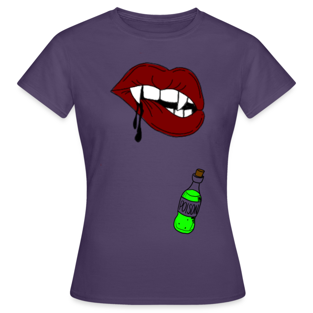 Women's Deadly Kiss T-shirt - dark purple